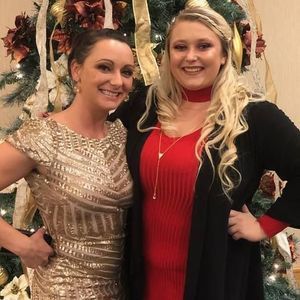 Meet your Posher, Candace